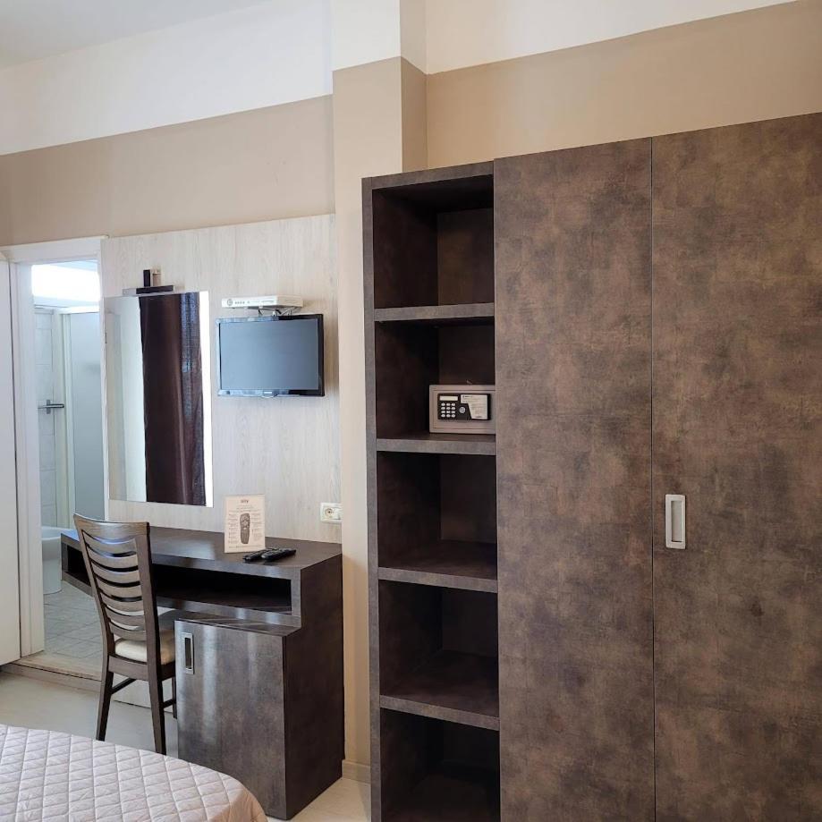 Hotel Nuovo Belvedere Ρίμινι Εξωτερικό φωτογραφία